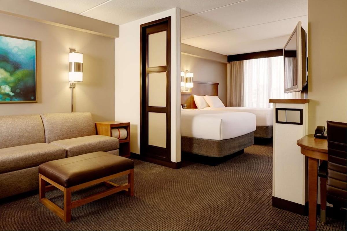 Tulsa South Medical Hotel & Suites Exteriér fotografie